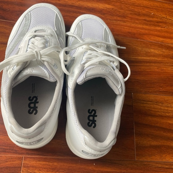 SAS women's Tour Mesh lace-up sneakers white leather walking shoes Size 6.5 - Picture 3 of 14